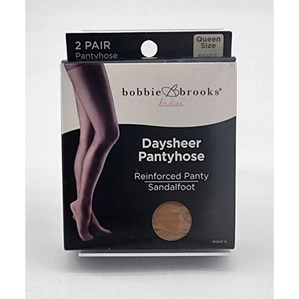 x2 Bobbie Brooks Daysheer Knee Highs (3Pairs)/Pantyhose (2 Pairs) Beige Queen Sz